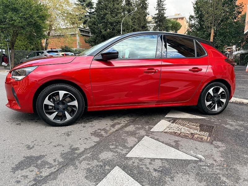 Usata Opel Corsa 100 kW (136 CV) 2023 Rosso Berlina