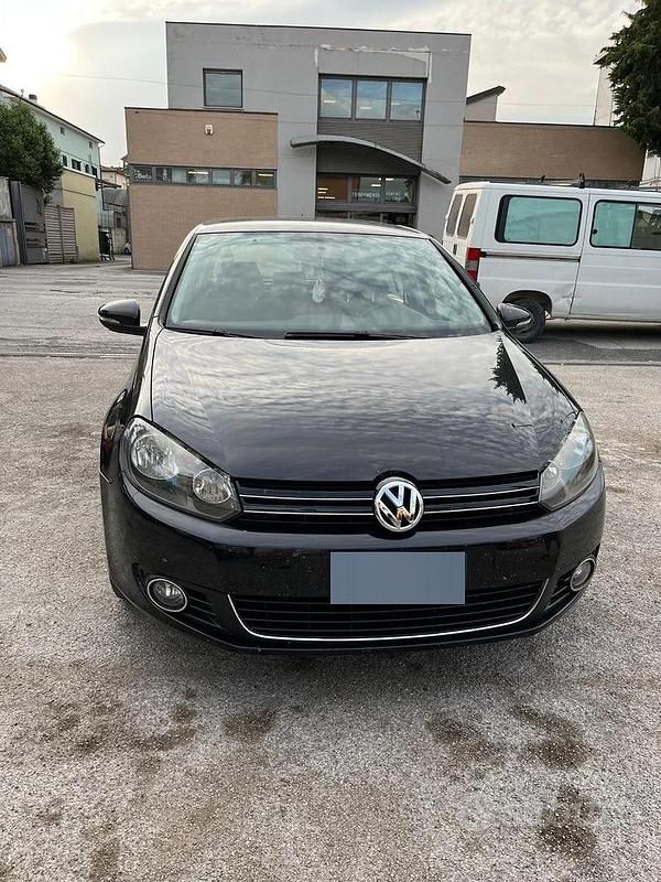 Usata VW Golf VI 2010 Nero Utilitaria