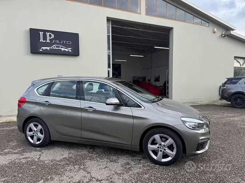 Usata BMW 218 Sport Line 150 CV (110 kW) 2015 Beige Station wagon