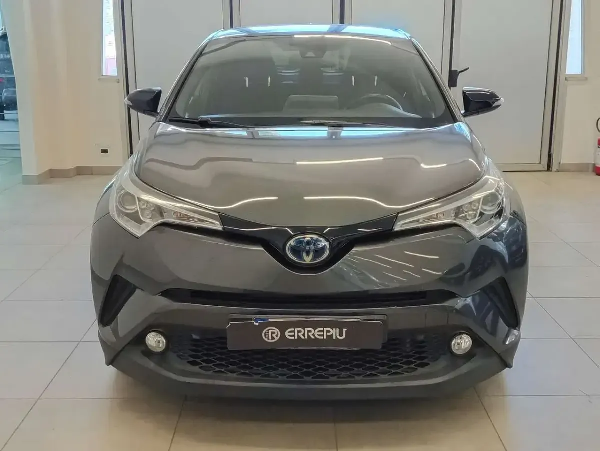 Usata Toyota C-HR Lounge 122 CV (89 kW) 2018 Grigio SUV