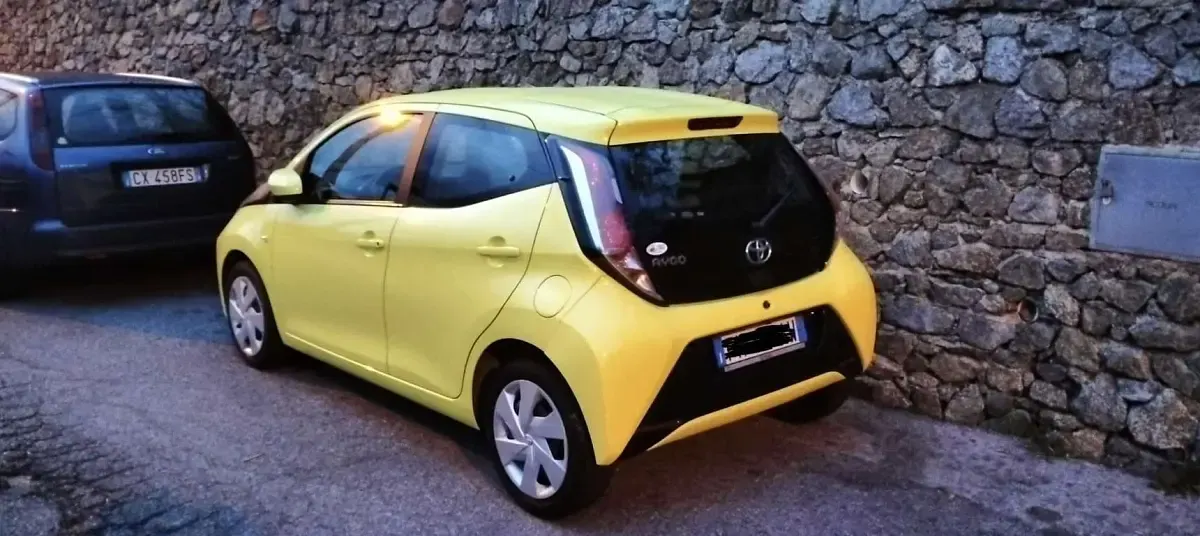 Usata Toyota Aygo X-cite 69 CV (50 kW) 2017 Utilitaria