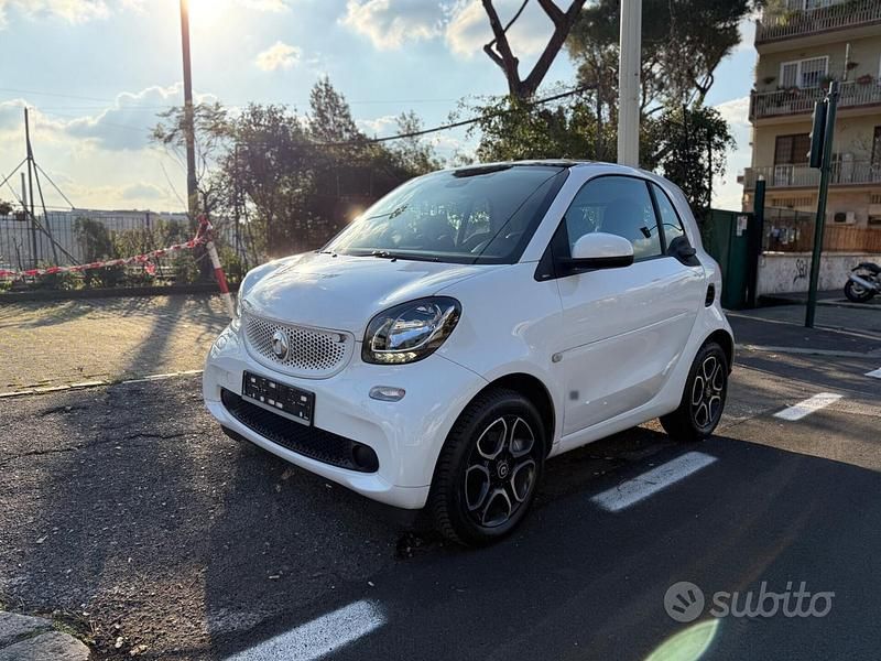 Bianco Usata 2017 Smart ForTwo Coupé Passion Coupé | 10.999 € (Buon prezzo) - Immagine 1/4