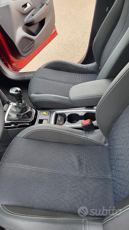 Usata Opel Corsa Elegance 102 CV (75 kW) 2023 Rosso Berlina