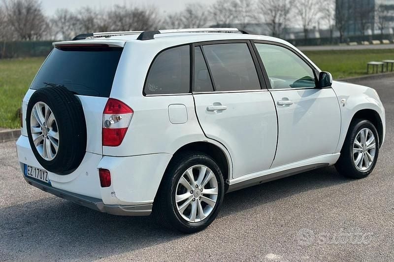 Usata DR DR5 118 CV (86 kW) 2015 Bianco SUV