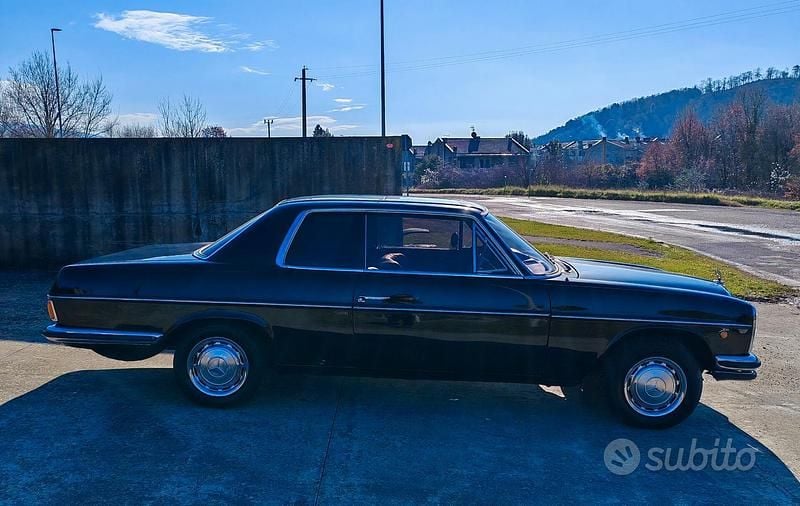 Usata Mercedes C250 130 CV (95 kW) 1970 Nero Coupé