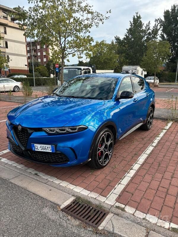 Usata Alfa Romeo Tonale 160 CV (117 kW) 2023 Blu SUV