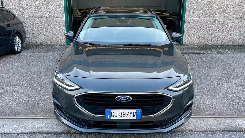 Usata Ford Focus 120 CV (88 kW) 2022 Grigio Station wagon
