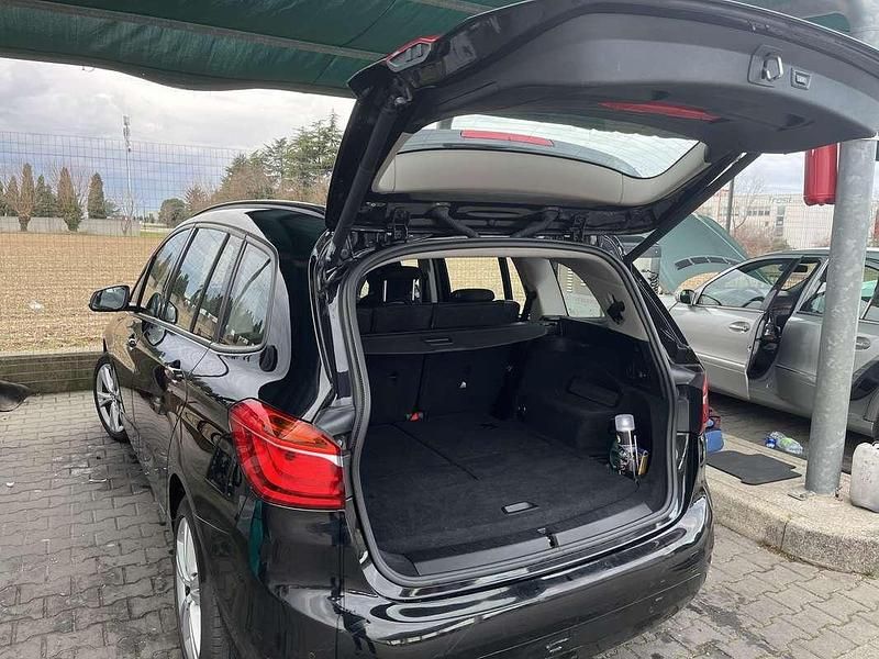 Usata BMW 218 Advantage 150 CV (110 kW) 2016 Nero Station wagon