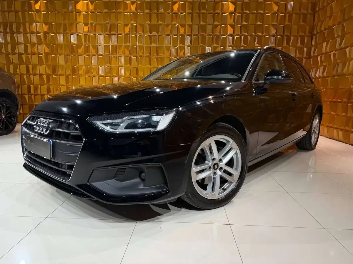 Usata Audi A4 Ambiente 136 CV (100 kW) 2022 Nero Station wagon