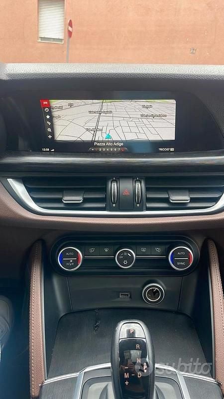 Usata Alfa Romeo Stelvio Executive 180 CV (132 kW) 2018 Bianco SUV