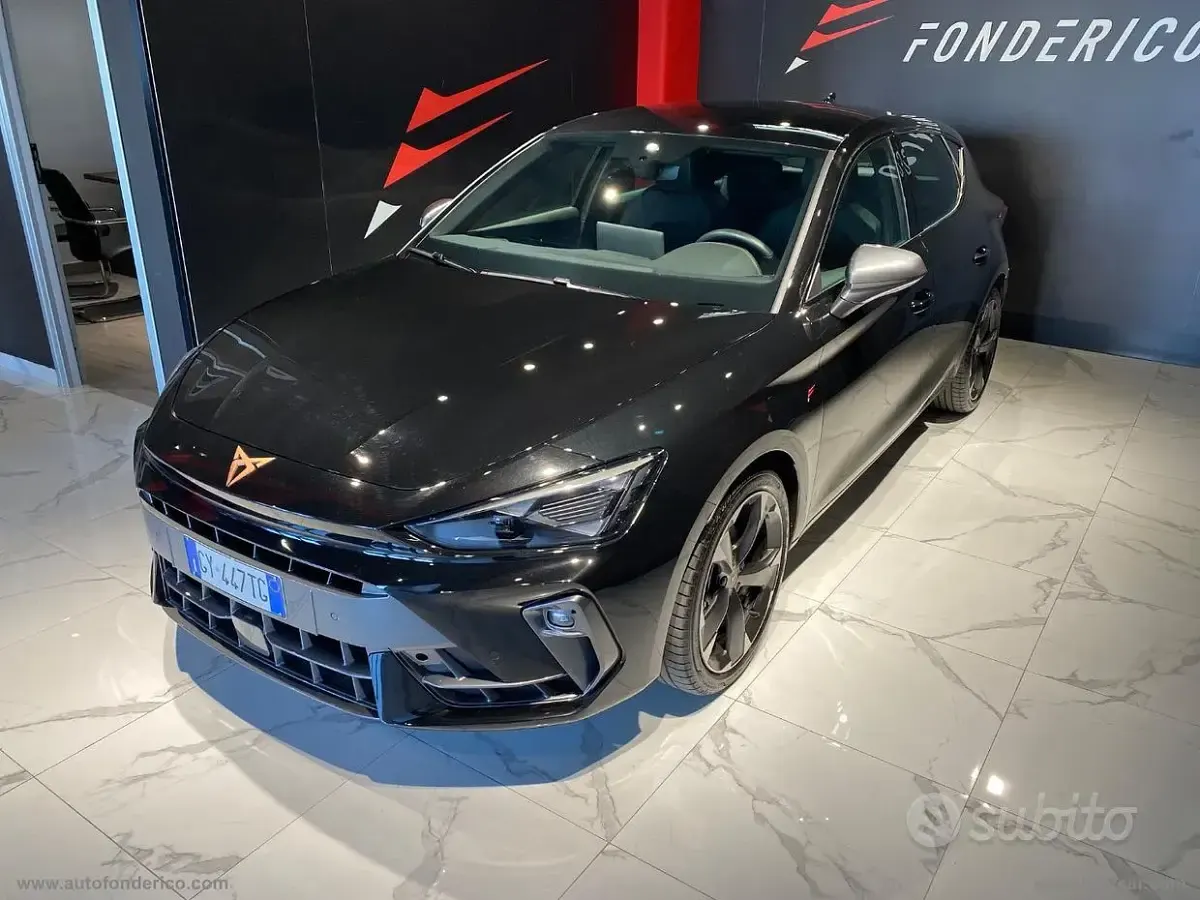 Usata Cupra Leon 150 CV (110 kW) 2025 Bianco Berlina