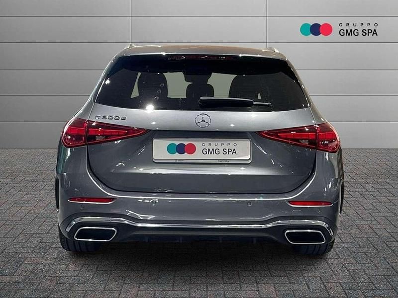 Usata Mercedes C300e Premium 265 CV (194 kW) 2022 Grigio Station wagon
