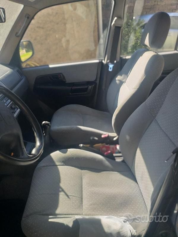Usata Mitsubishi Pajero 2004 Grigio SUV
