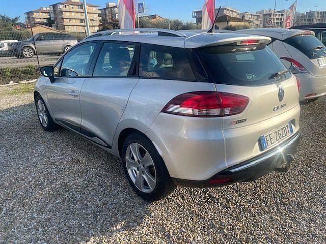 Usata Renault Clio GrandTour 75 CV (55 kW) 2016 Argento Station wagon
