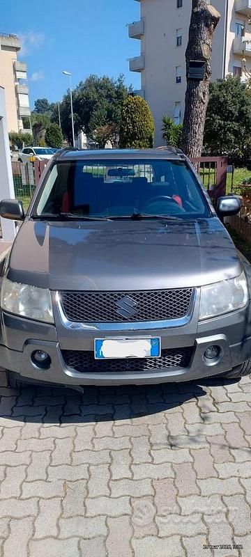 Usata Suzuki Vitara 2006 Grigio SUV