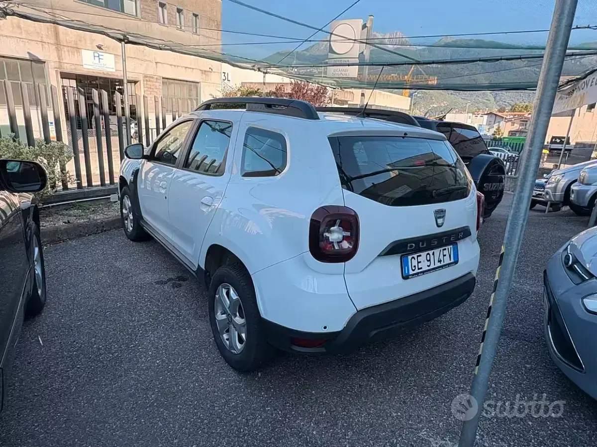 Usata Dacia Duster Essentiel 116 CV (85 kW) 2021 Bianco SUV