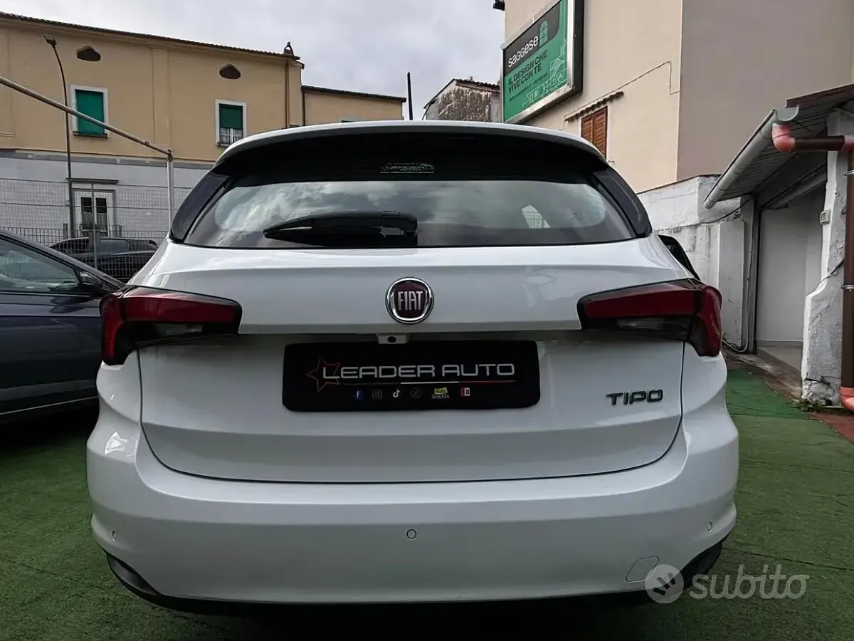 Usata Fiat Tipo Lounge 120 CV (88 kW) 2019 Bianco Station wagon