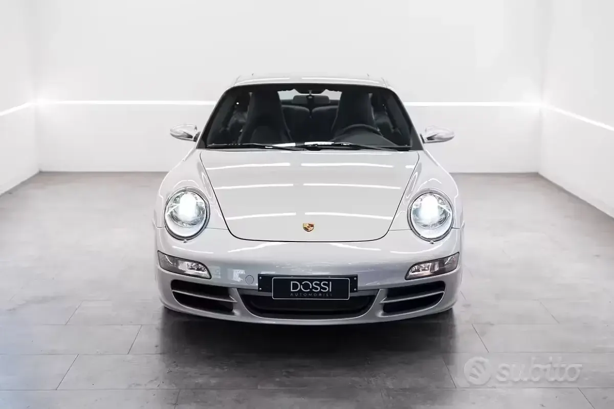 Usata Porsche 911 Carrera S 355 CV (261 kW) 2006 Grigio Coupé