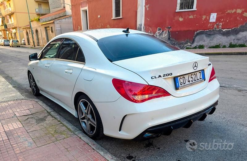Usata Mercedes CLA200 156 CV (114 kW) 2019 Bianco Berlina