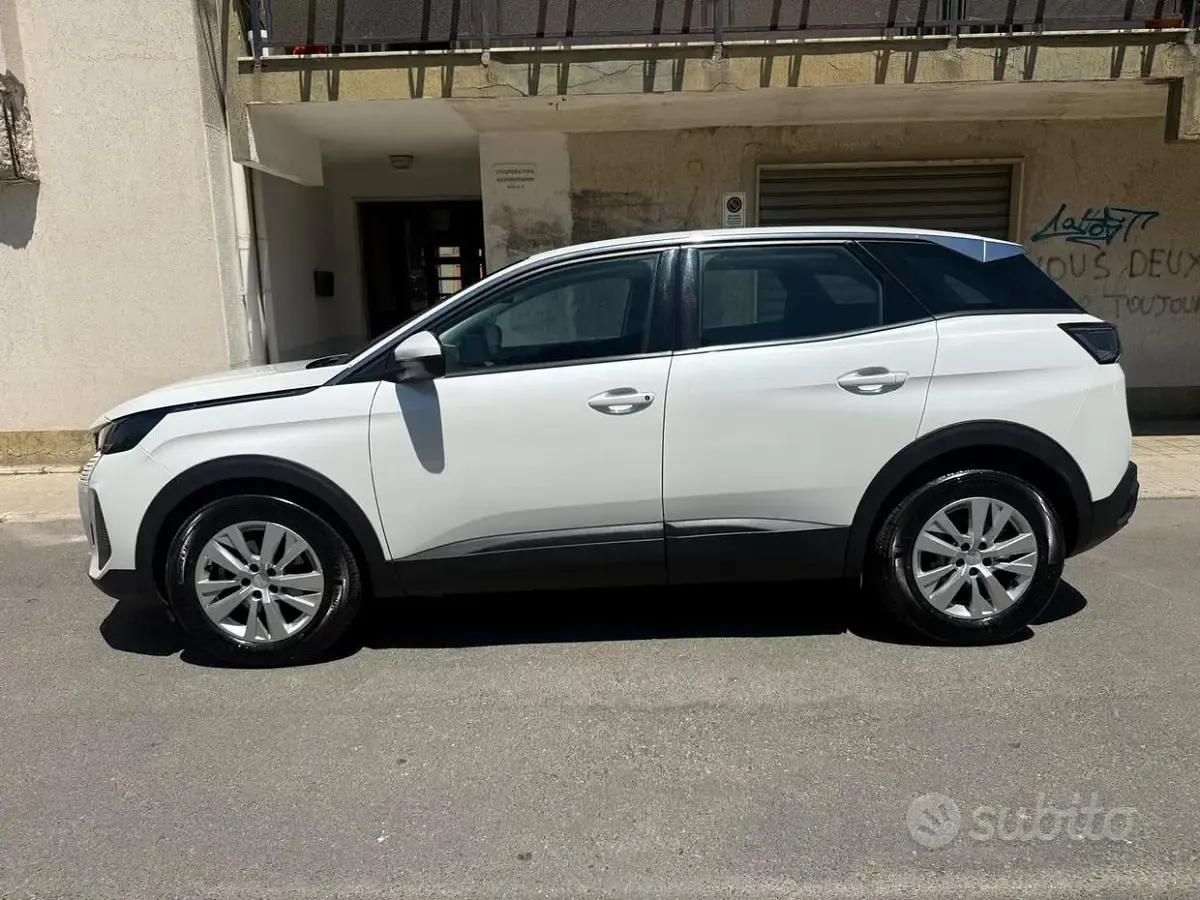 Usata Peugeot 3008 131 CV (96 kW) 2021 SUV