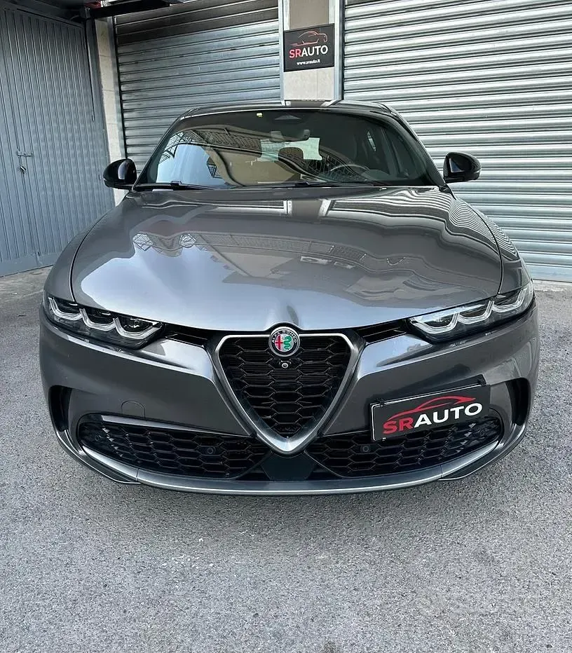 Usata Alfa Romeo Tonale Ti 131 CV (96 kW) 2023 Grigio SUV