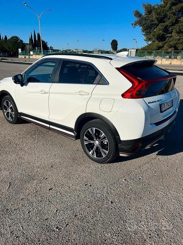 Bianco Usata 2020 Mitsubishi Eclipse Cross Instyle SUV | 22.500 € (Molto cara) - Immagine 1/4
