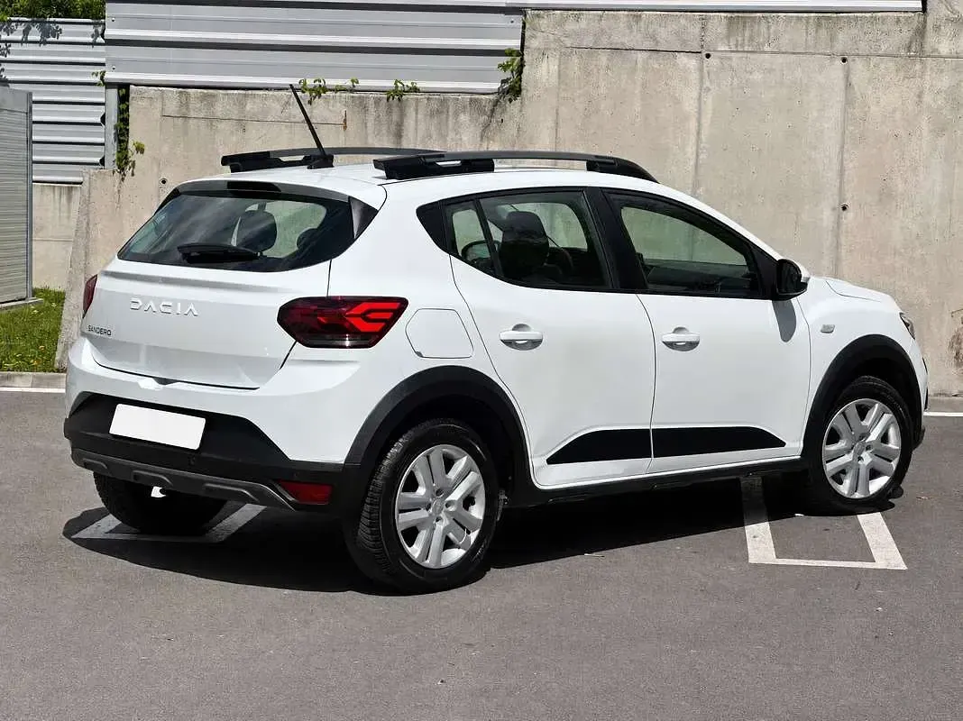 Usata Dacia Sandero Stepway 90 CV (66 kW) 2023 Bianco Berlina
