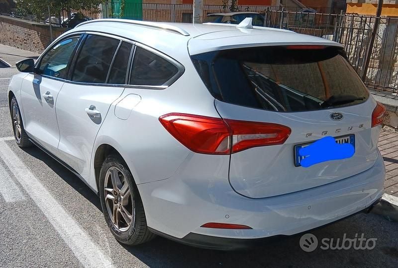Usata Ford Focus 120 CV (88 kW) 2019 Bianco Station wagon