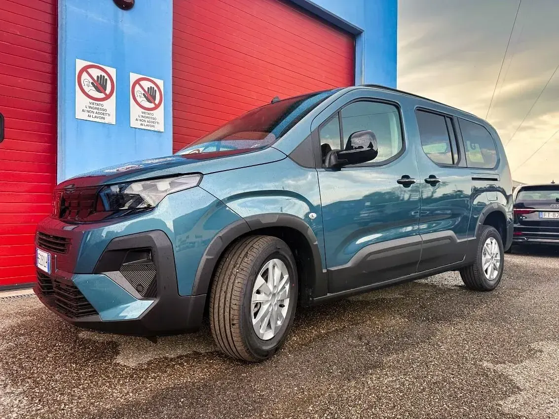 Nuova Peugeot Rifter 130 CV (95 kW) 2026 Blu Monovolume