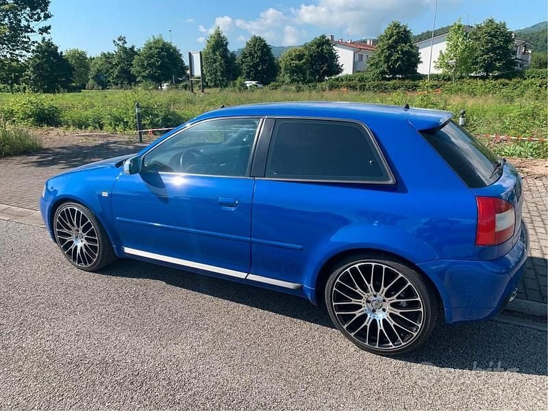 Usata Audi S3 224 CV (164 kW) 2002 Blu Utilitaria