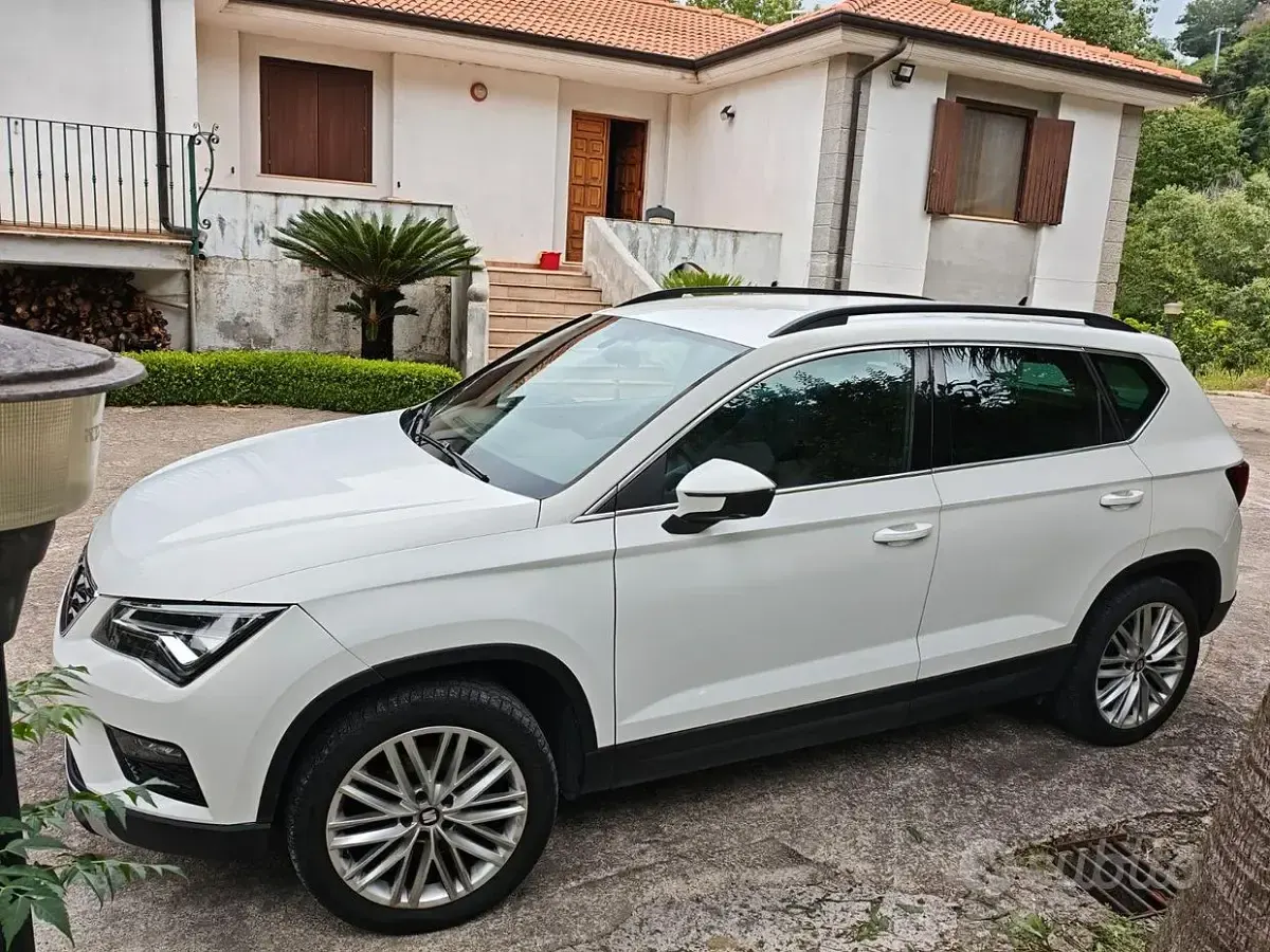 Usata Seat Ateca XCELLENCE 116 CV (85 kW) 2018 Bianco SUV