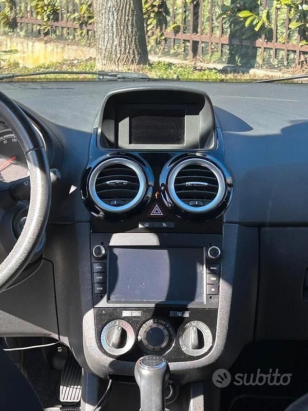 Usata Opel Corsa 70 CV (51 kW) 2015 Grigio Utilitaria