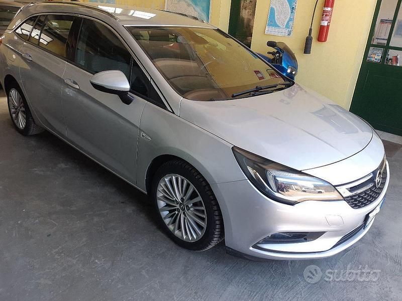 Używany Opel Astra Dynamic 110 KM (80 kW) 2017 Sedan/Limuzyna