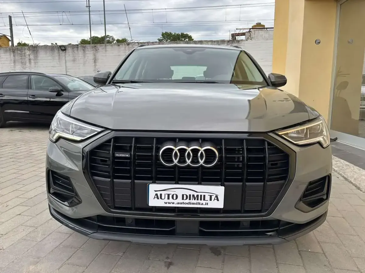 Usata Audi Q3 Advanced 150 CV (110 kW) 2022 Argento SUV