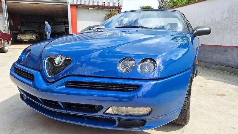 Blu/azzurro Usata 2000 Alfa Romeo Spider Lusso Cabrio | 25.000 € (Molto cara) - Immagine 1/4
