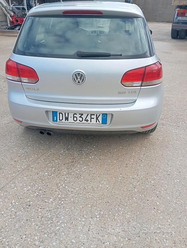 Usata VW Golf VI 140 CV (102 kW) 2009 Grigio Utilitaria