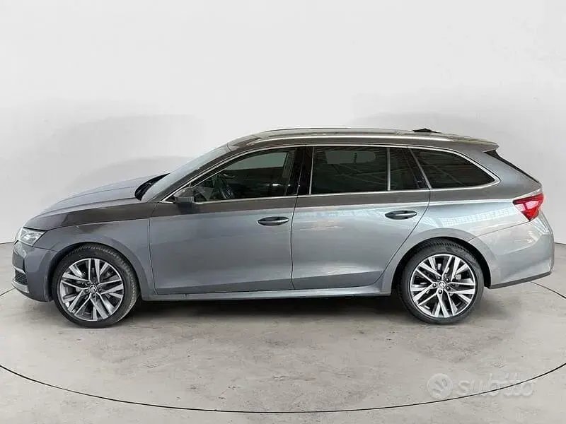 Usata Skoda Octavia Style 116 CV (85 kW) 2024 Grigio Station wagon