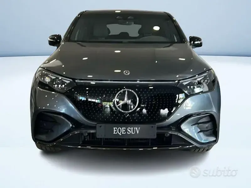 Nuova Mercedes EQE350 AMG Line Premium 214 kW (292 CV) 2026 Grigio SUV