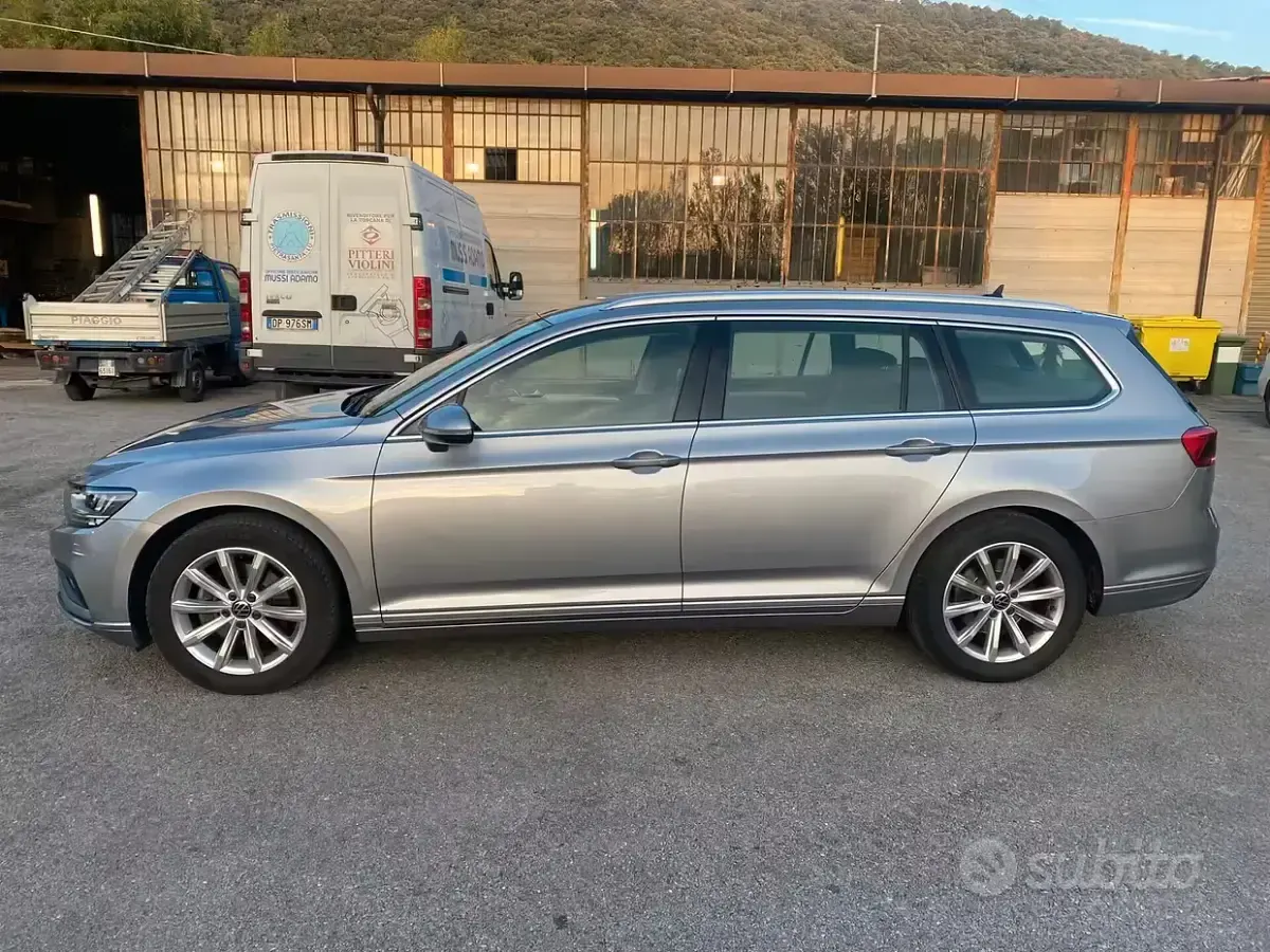 Occasion VW Passat Business 122 PK (89 kW) 2021 Grijs Stationwagen