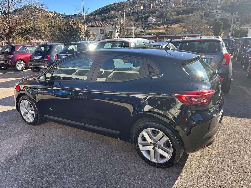 Usata Renault Clio V Business 101 CV (74 kW) 2022 Nero Berlina