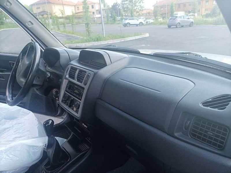 Usata Mitsubishi Pajero 120 CV (88 kW) 2000 SUV