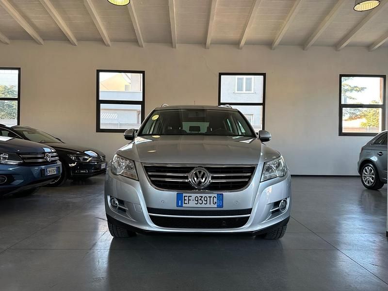 Usata VW Tiguan Sportline 140 CV (102 kW) 2011 Grigio SUV