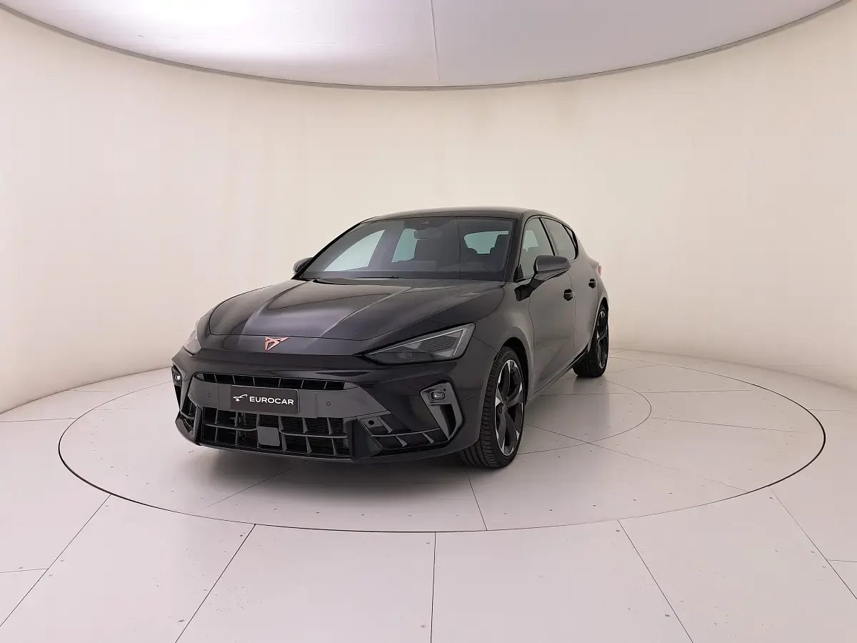 Usata Cupra Leon 150 CV (110 kW) 2025 Nero midnight Berlina