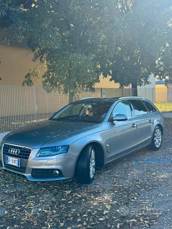 Usata Audi A4 2010 Grigio