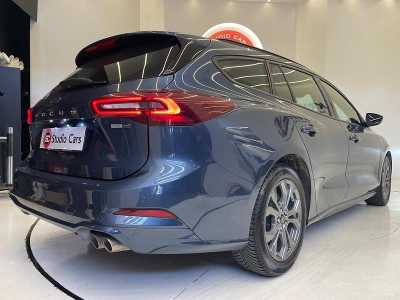 Usata Ford Focus ST-Line 125 CV (91 kW) 2023 Grigio Station wagon