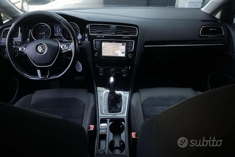 Usata VW Golf VII Highline 150 CV (110 kW) 2015 Nero Station wagon