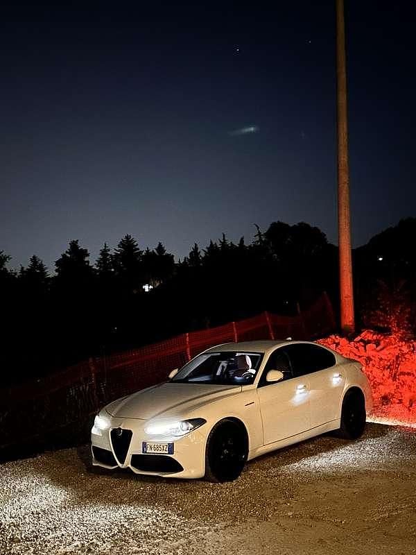 Usata Alfa Romeo Giulia Veloce 211 CV (155 kW) 2018 Berlina