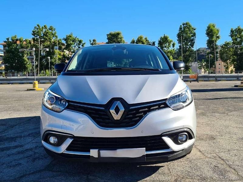 Usata Renault Scénic IV Intens 120 CV (88 kW) 2019 Grigio Monovolume