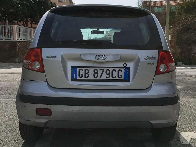 Usata Hyundai Getz Style 82 CV (60 kW) 2004 Argento Utilitaria