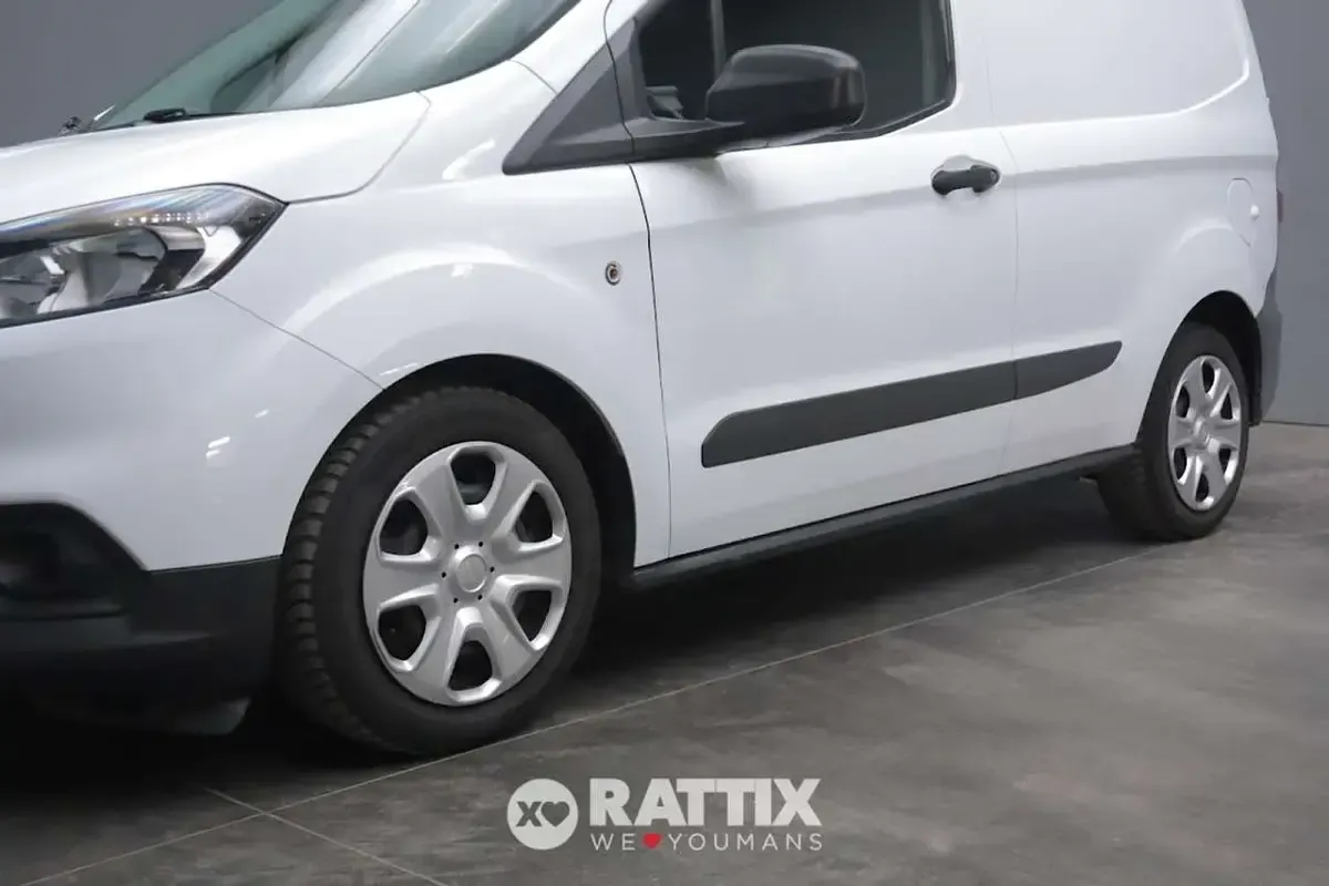 Usata Ford Transit Courier Trend 101 CV (74 kW) 2022 Bianco Furgone